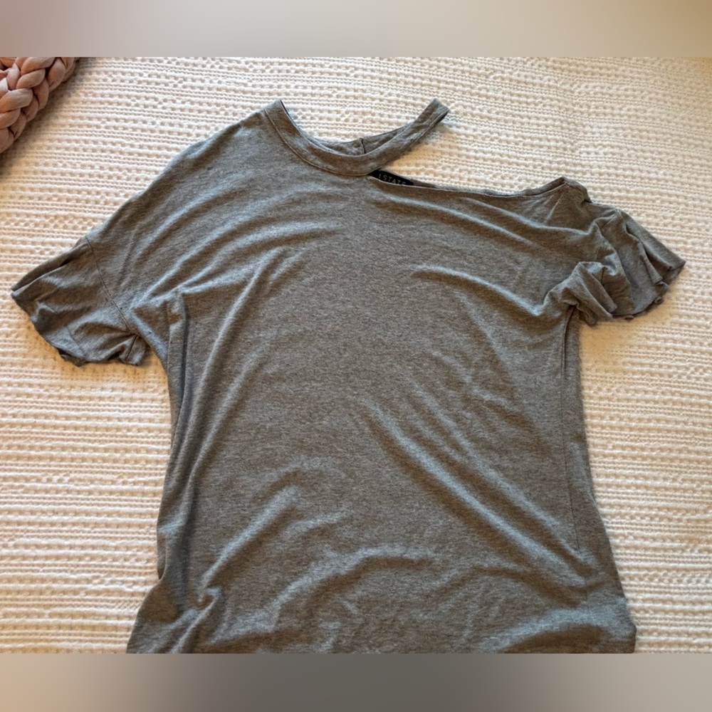 1.State gray off shoulder top